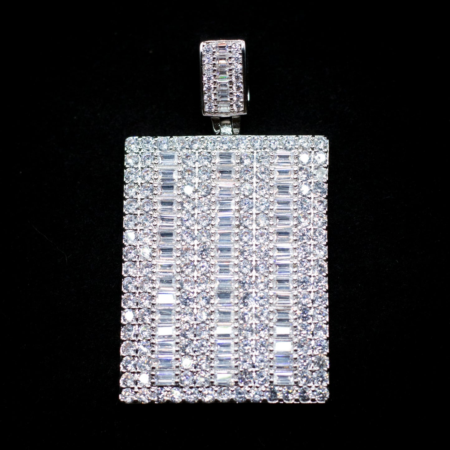 Rectangle Pendant Gold/White Gold